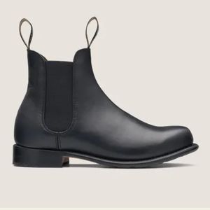 Blundstone Heritage Chelsea boots, US7/UK4